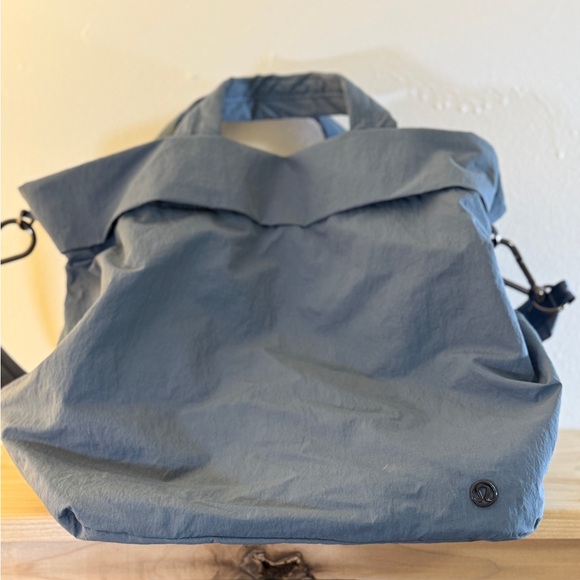 Lululemon Tote - Picture 3 of 6